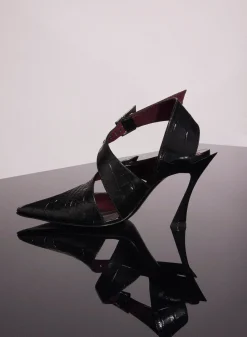 MUGLER black embossed crocodile buckled fang 95 mules