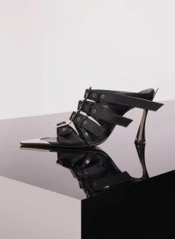 MUGLER black leather buckled fang 95 sandals