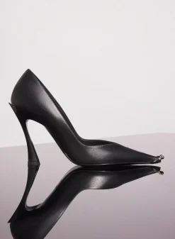 MUGLER black leather piercing fang 95 pump