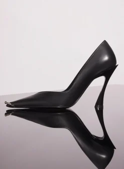 MUGLER black leather piercing fang 95 pump
