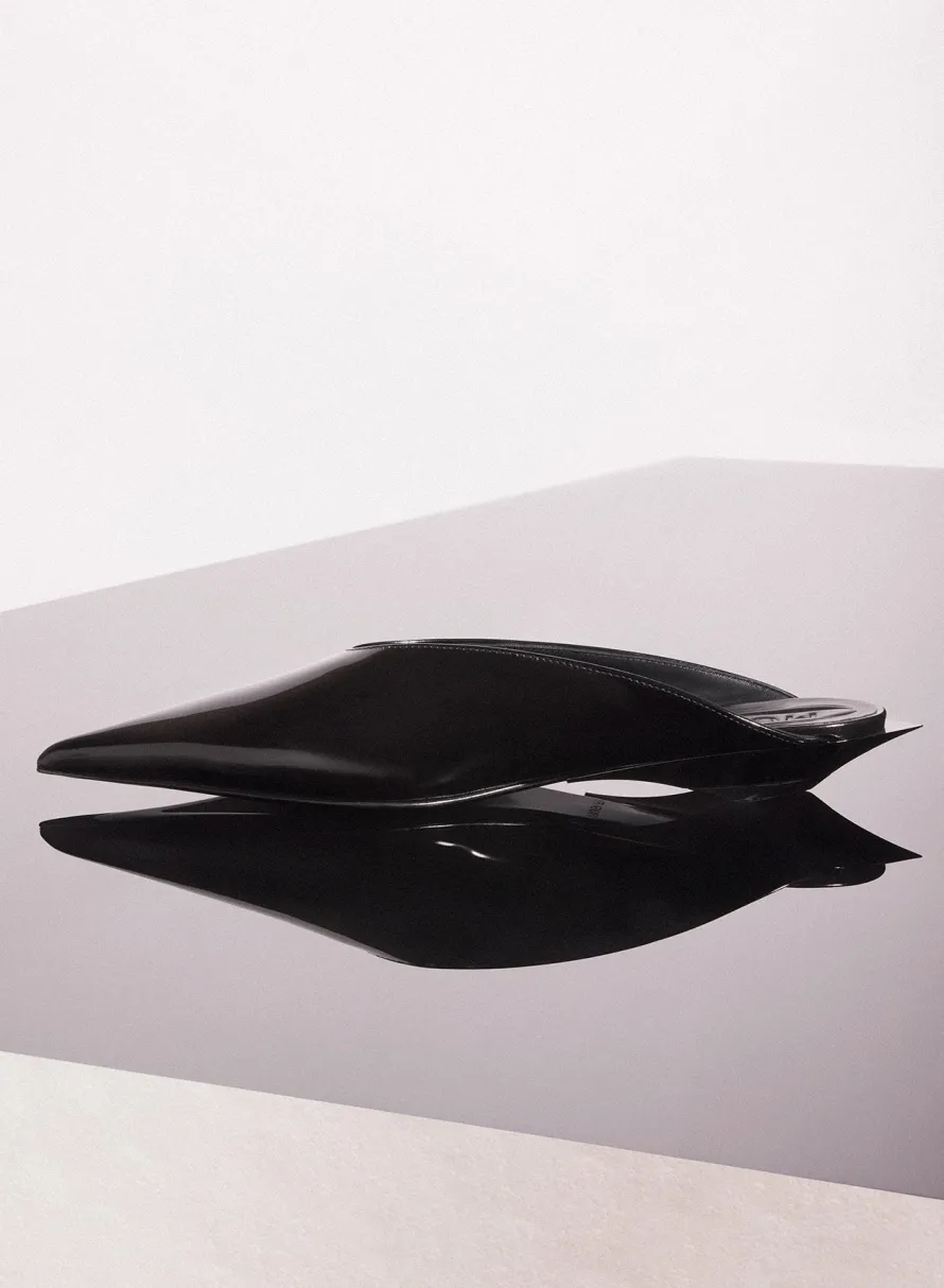 MUGLER black shiny leather fang flat mules