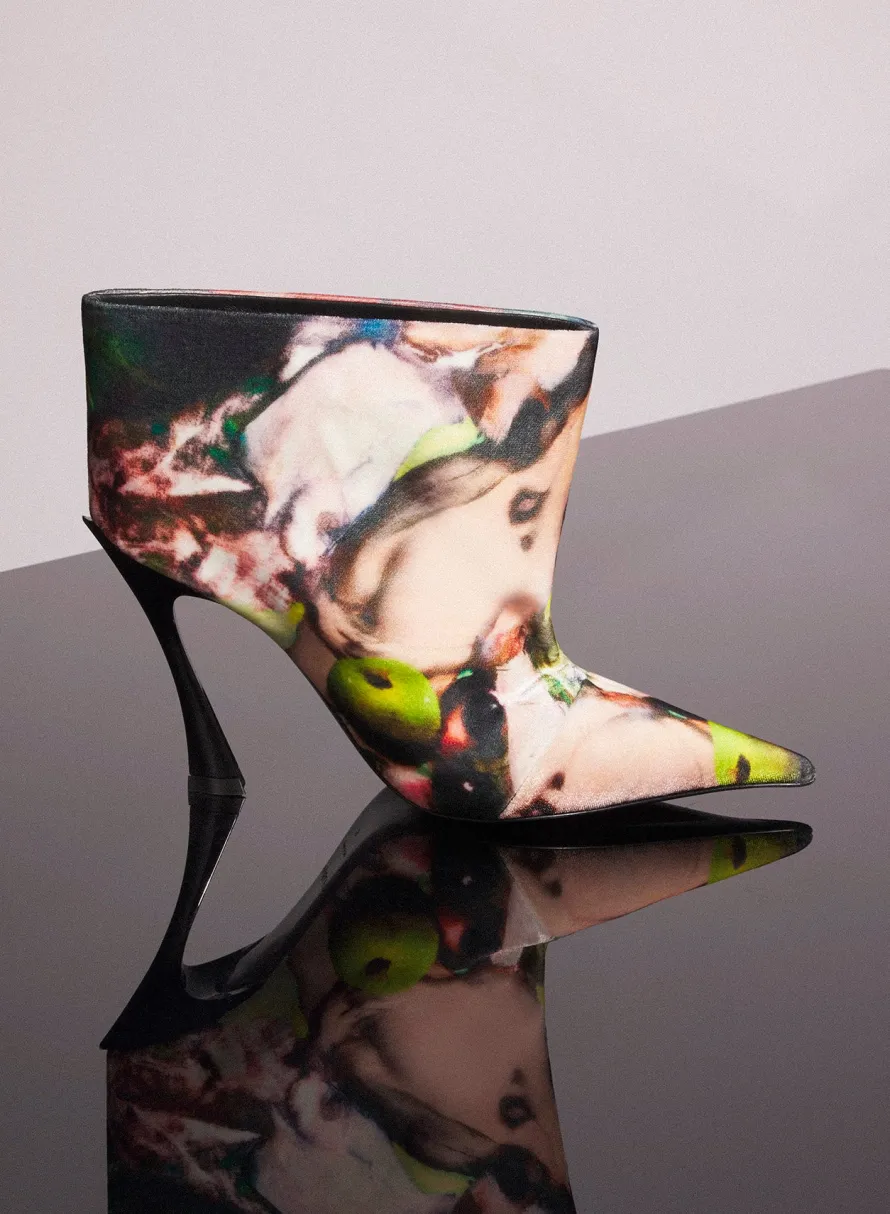 Women MUGLER x Ambera Wellmann printed velvet fang 95 ankle boots