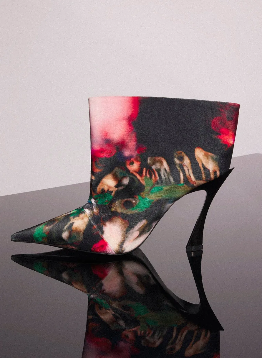 Women MUGLER x Ambera Wellmann printed velvet fang 95 ankle boots