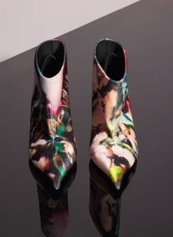 Women MUGLER x Ambera Wellmann printed velvet fang 95 ankle boots