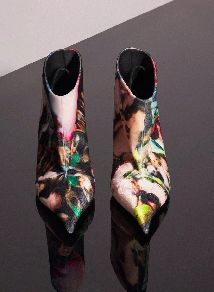 Women MUGLER x Ambera Wellmann printed velvet fang 95 ankle boots