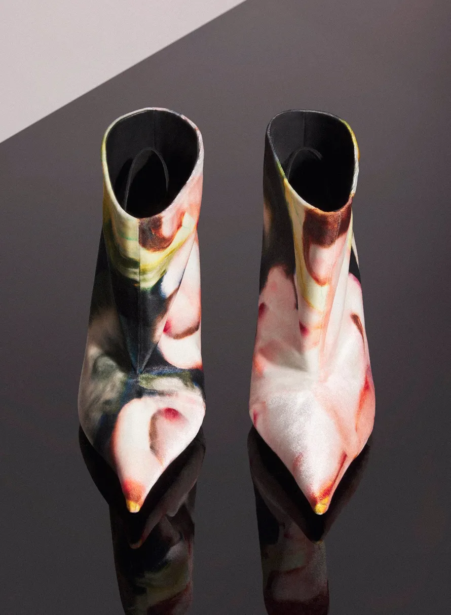 Women MUGLER x Ambera Wellmann printed velvet fang 95 boots