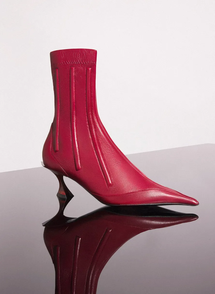 MUGLER red boned leather fang 55 ankle boots