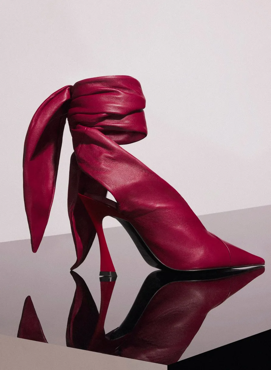 MUGLER red leather knot fang 95 mules