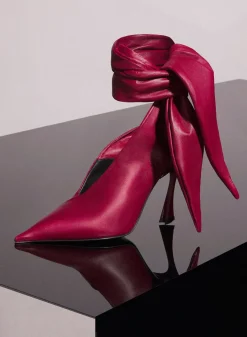MUGLER red leather knot fang 95 mules