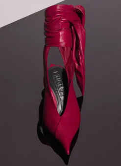 MUGLER red leather knot fang flat mules